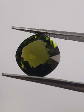Natural Green Tourmaline - 3.429 ct - cushion - AAA grade -, Verzenden