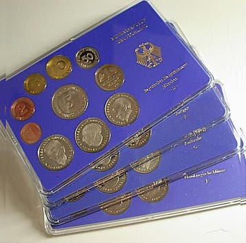 4 x 1 Pfennig 5 duitse Mark, 12,68 Dm 1982 D,f,g,j Kursmu..., Verzenden, België