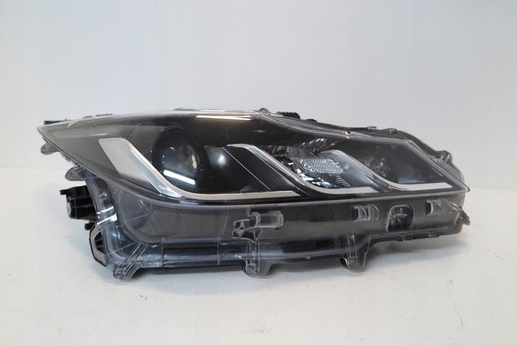 Lamp voorkant rechts Toyota Corolla E21, Autos : Pièces & Accessoires, Éclairage, Envoi