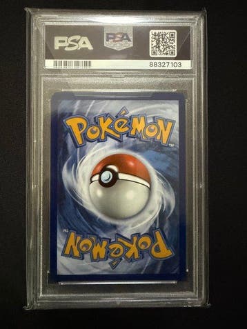 Pokémon - 1 Graded card - Dracaufeu 183 Foil, Illustration, Hobby & Loisirs créatifs