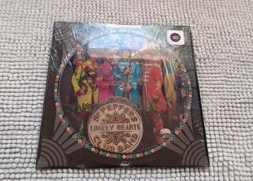 Beatles - Sgt. Peppers Lonely Hearts Club Band (Official, Nieuw in verpakking
