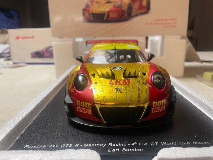 Spark 1:18 - Modelauto - Porsche 911 GT3 R - Manthey-Racing, Hobby en Vrije tijd, Modelauto's | 1:5 tot 1:12