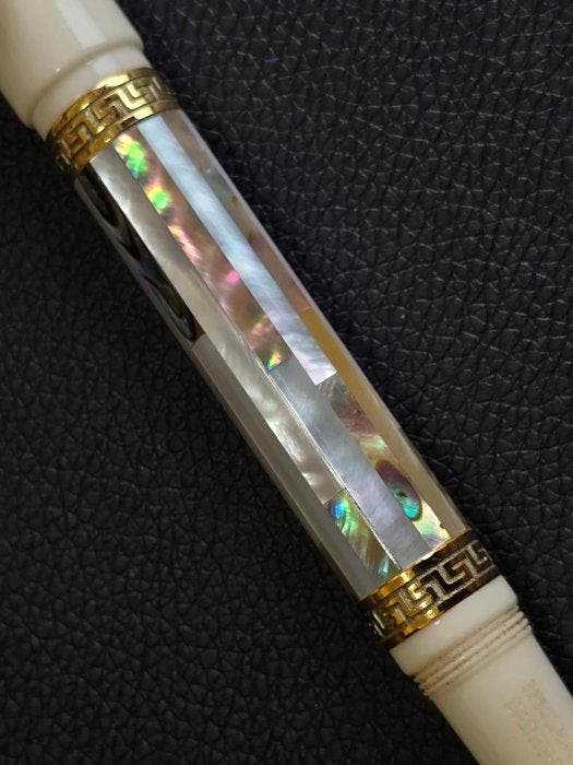 Danitrio - Vulpen, Collections, Stylos