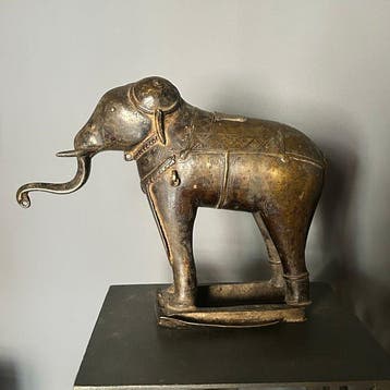 olifant - Brons - India - Achttiende - Negentiende eeuw