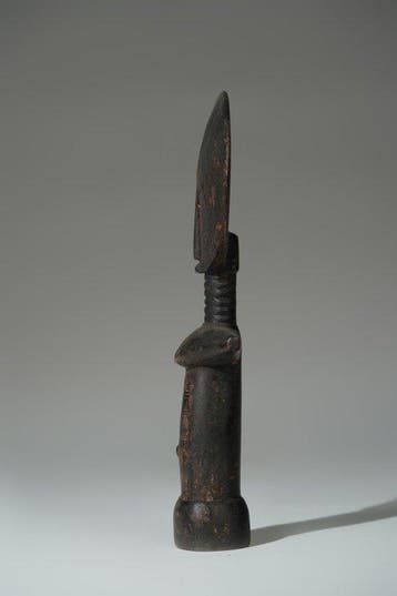 Een houten beeld - Ashanti - Ghana (Zonder minimumprijs)