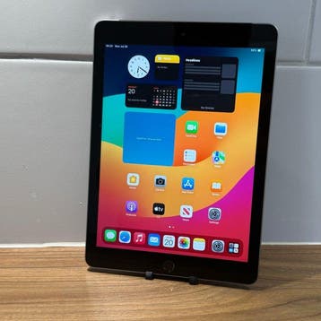Apple iPad (6th Generation) 32GB Wifi + Cellular - Mobiele, Nieuw