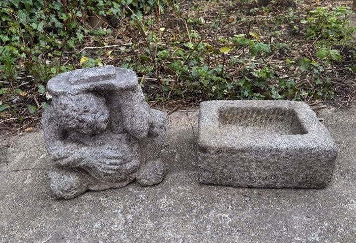Waterbak in de vorm van een demon - Graniet - Japan - Edo, Antiek en Kunst, Antiek | Overige Antiek