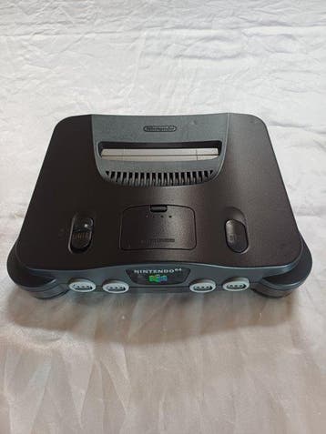 Nintendo - N64 - Nintendo 64 con giochi World Cup 98 e