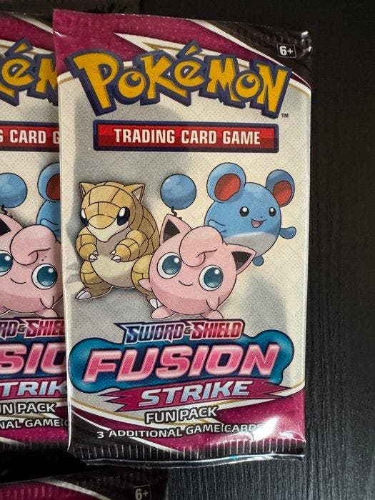 Pokémon - 20 Booster pack - Pokémon Sword&Shield Fusion, Hobby & Loisirs créatifs, Jeux de cartes à collectionner | Pokémon