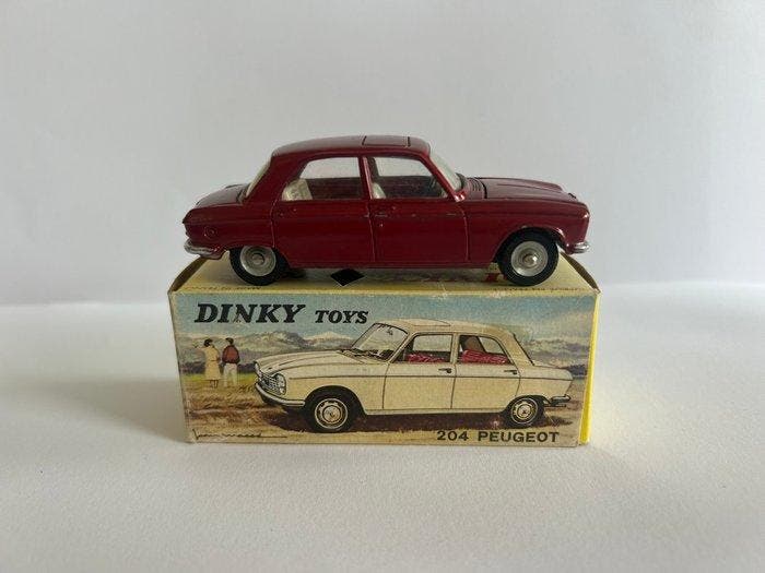 Dinky Toys 1:43 - Modelauto - Peugeot 204, Hobby en Vrije tijd, Modelauto's | 1:5 tot 1:12