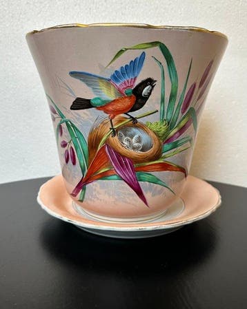 Petrus Regout & Co., Maastricht. - Pot (2) - Keramiek -