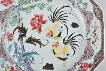 Assiette - DECORATED IN THE FAMILLE ROSE PALETTE WITH TWO
