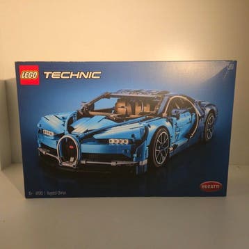 Lego Set - 42083 - Technic - Bugatti Chiron – Retired – Used