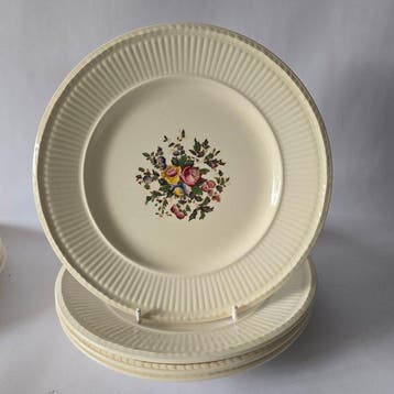 Wedgwood - Dinerborden, Ontbijtborden, Soepkommen met één