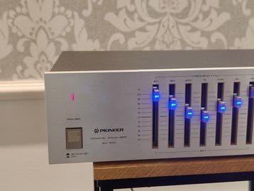 Pioneer - SG-300 / 7-Band Stereo grafische equalizer, Nieuw
