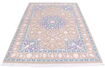 Nouveau tapis de Tabriz en laine et soie avec motif Gonbad -