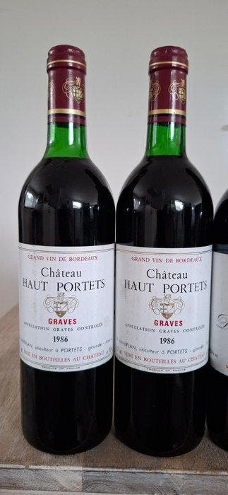 1986 x 2 Château Haut Portets 1990 Château dArchambeau;