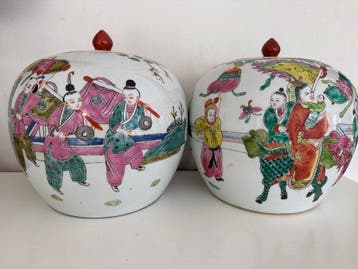 Pot (2) - Keramiek - Famille Rose porselein