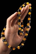 Luxe Baltische barnsteen ketting – diepe honingglans & matte, Antiek en Kunst