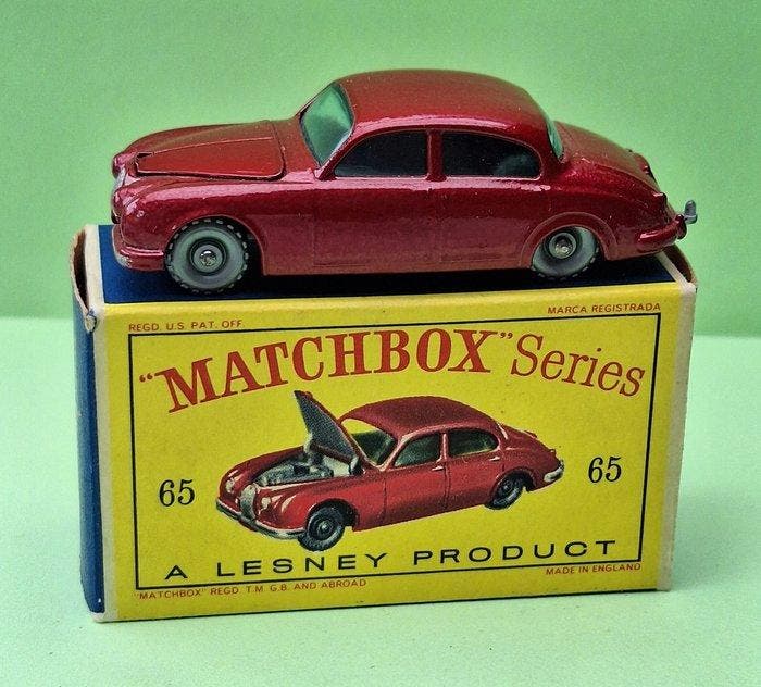 Matchbox 1:43 - Model sedan - Jaguar 3.8 Sedan kleur rood -, Hobby & Loisirs créatifs, Voitures miniatures | 1:5 à 1:12
