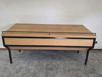 Presentatietafel – B170 x D70 x H80 cm