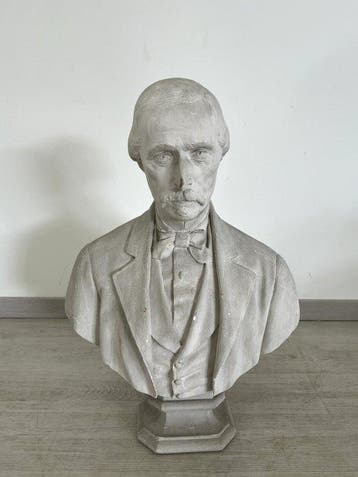 Sculpture, Gentiluomo con baffi - 78 cm - Plâtre, Antiek en Kunst