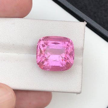 1 pcs Roze Toermalijn - 19.90 ct - International Gemological, Nieuw