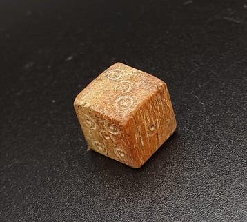 Oud-Romeins Been Dobbelstenen Gooien - 10 mm (Zonder