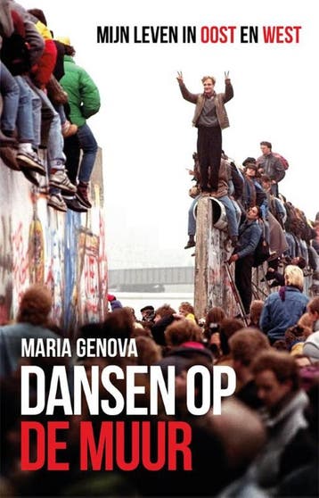 Dansen op de muur 9789089756107 Maria Genova, Verzenden, Zo goed als nieuw, Maria Genova