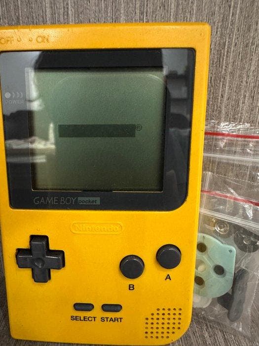 Nintendo - Gameboy Pocket - Yellow (with spare button, Games en Spelcomputers, Spelcomputers | Overige Accessoires
