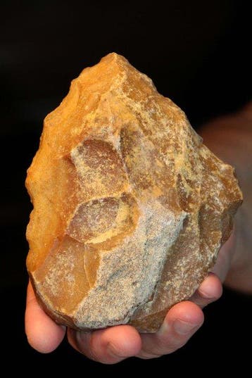 Paleolithisch Vuursteen Bifaces - 130 mm (Zonder
