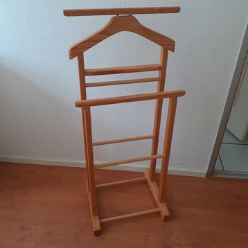 Valet - Bois de pin
