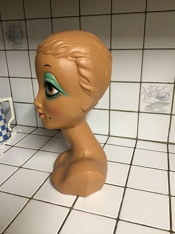 Hoofd van een figuur - Twiggy hoedenhoofd - Plastic
