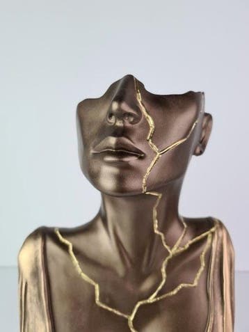Santicri - sculptuur, Tired Face - 32 cm - Hars, Marmer