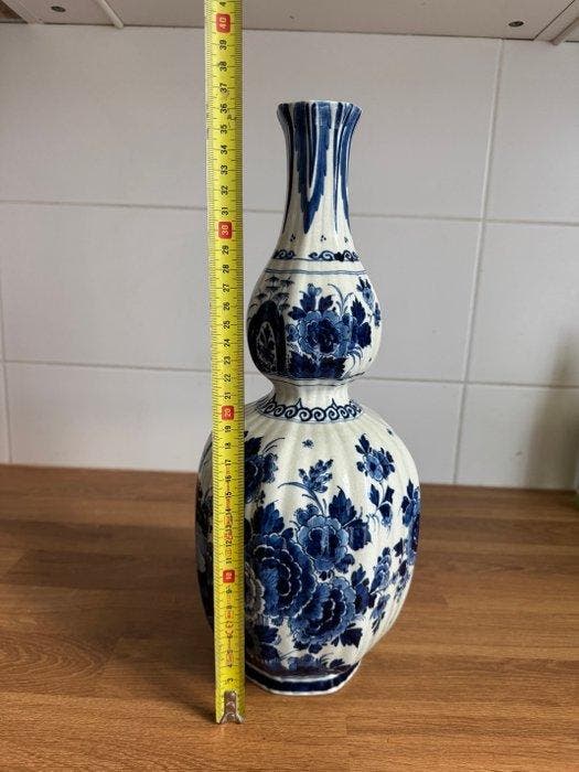 De Porceleyne Fles, Delft - Vase - Faïence, Antiek en Kunst, Antiek | Glaswerk en Kristal