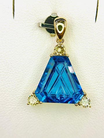 Pendentif - 14 carats Or blanc - 8.55ct. tw. Topaze -