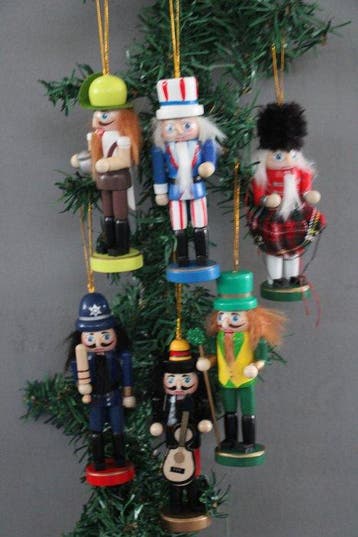 Kerstdecoratie Mel-O-Mel: 6 tinnen soldaatjes van hout (6) -