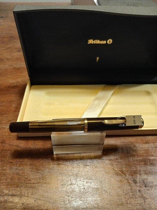 Pelikan - M400 - Vulpen, Collections, Stylos