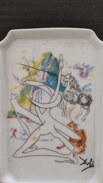 Salvador Dalí (after) - Schotel - Keramiek - Lunicorne