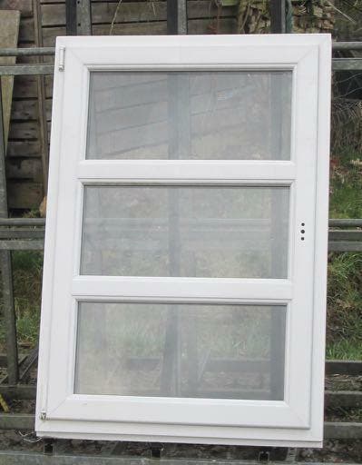 pvc raam , chassis van 87 x 125  wit / agaatgrijs, Doe-het-zelf en Bouw, Raamkozijnen en Schuifdeuren, Inclusief glas, Nieuw, Kunststof