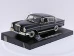 Schaal 1:18 Revell 08910 Mercedes-Benz 300 SE (W112/3) #9234, Hobby & Loisirs créatifs, Voitures miniatures | 1:18, Ophalen of Verzenden
