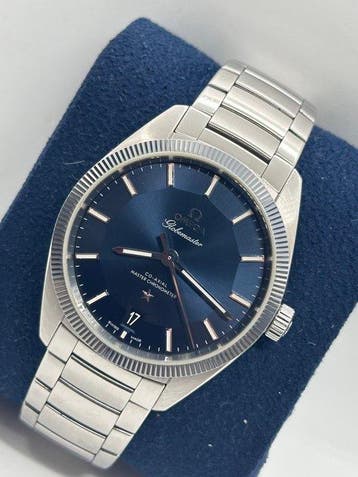 Omega - CONSTELLATION GLOBEMASTER MASTER CHRONOMETER -, Nieuw