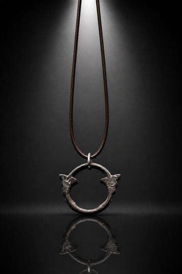 Middeleeuwse Vikingtijd Bronzen beschermende hanger, voor