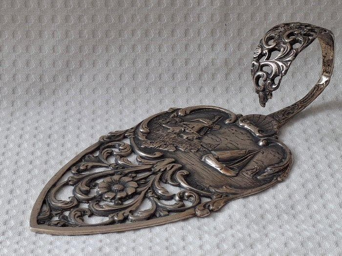 Zware Oud-Hollandse massieve Zilveren Taart schep, Ajour, Antiek en Kunst, Antiek | Zilver en Goud