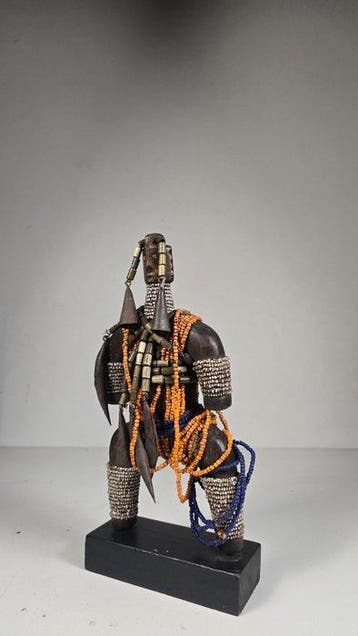Mask - Cameroun (Sans prix de réserve)