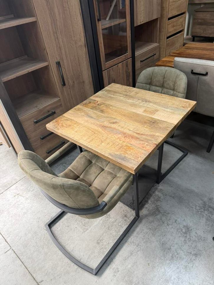 Aanbieding: tafel + 2 stoelen: 500 euro, Maison & Meubles, Tables | Tables à manger