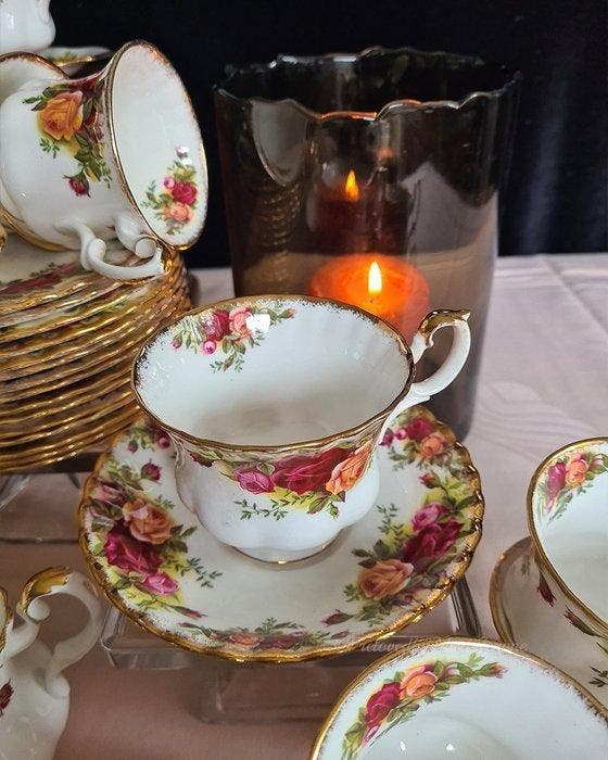 Royal Albert - Harold Holdcroft - Koffie- en theeservies, Antiquités & Art, Antiquités | Meubles | Tables