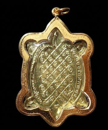 Reliekschrijn van de Gouden Schildpad – Bewaarster van
