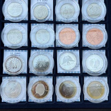 Europa. 2 1/2 Euro / 3 Euro / 10 Euro 2008/2013 (16 stuks)