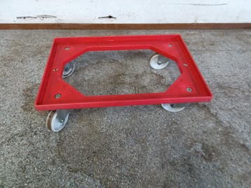 Dolly – B60 x D40 x H16 cm